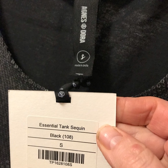 Woman’s dressy tank - Picture 3 of 3